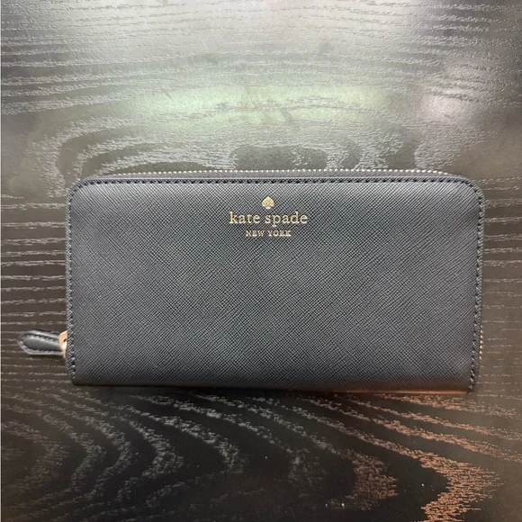 ♠️ NWT! ♠️ kate spade Brynn Saffiano Large Wallet - Picture 1 of 15